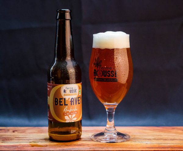 Verre et bouteille Bière Ambrée-Amberke-Bel Avey-AB-Ferme de la Rousse-photo-Laurie-Escrouzailles